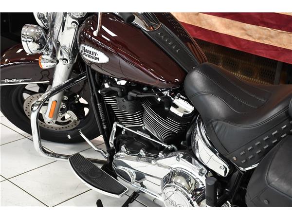 2022 HARLEY-DAVIDSON SOFTAIL FLHCS HERITAGE CLASSIC 114