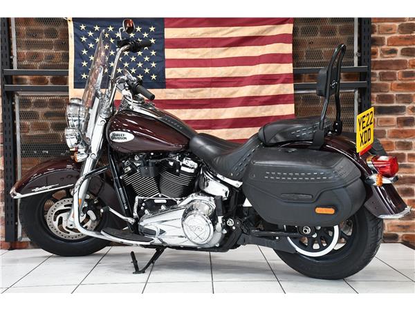 2022 HARLEY-DAVIDSON SOFTAIL FLHCS HERITAGE CLASSIC 114