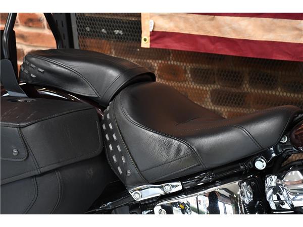 2022 HARLEY-DAVIDSON SOFTAIL FLHCS HERITAGE CLASSIC 114