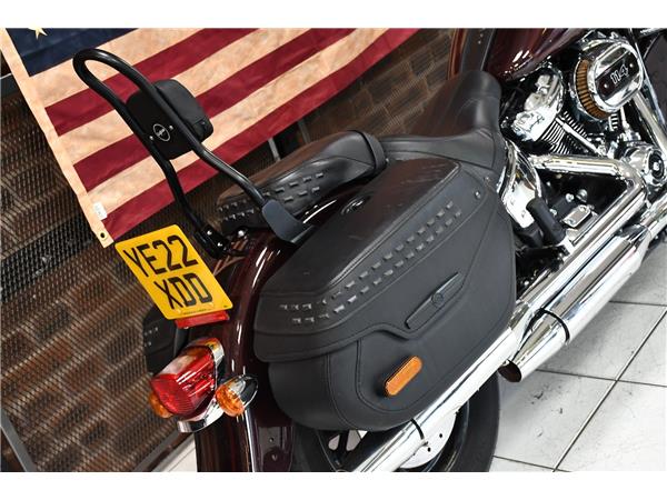2022 HARLEY-DAVIDSON SOFTAIL FLHCS HERITAGE CLASSIC 114
