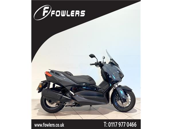 2023 YAMAHA XMAX 300 TECH MAX