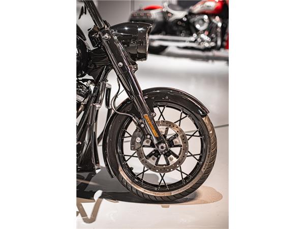 Road King Special 114 
