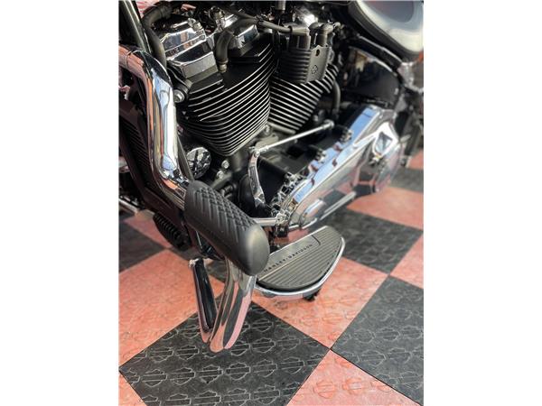 2022 HARLEY-DAVIDSON Softail FLFBS Fat Boy 114
