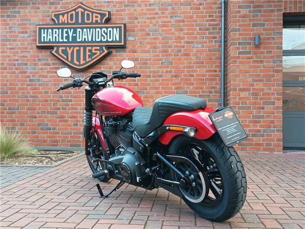 FXBBS Softail Street Bob Sport 