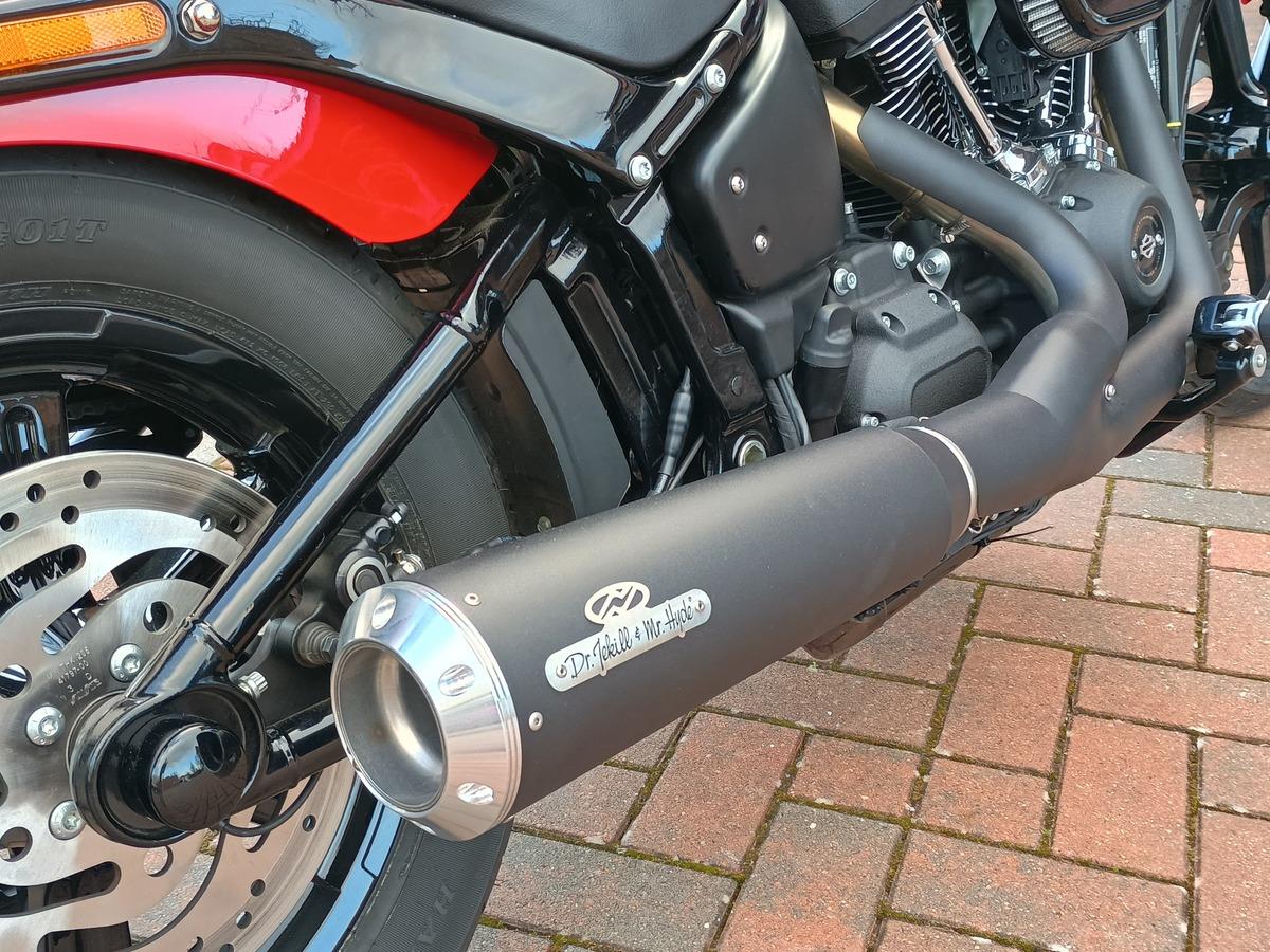 FXBBS Softail Street Bob 114 