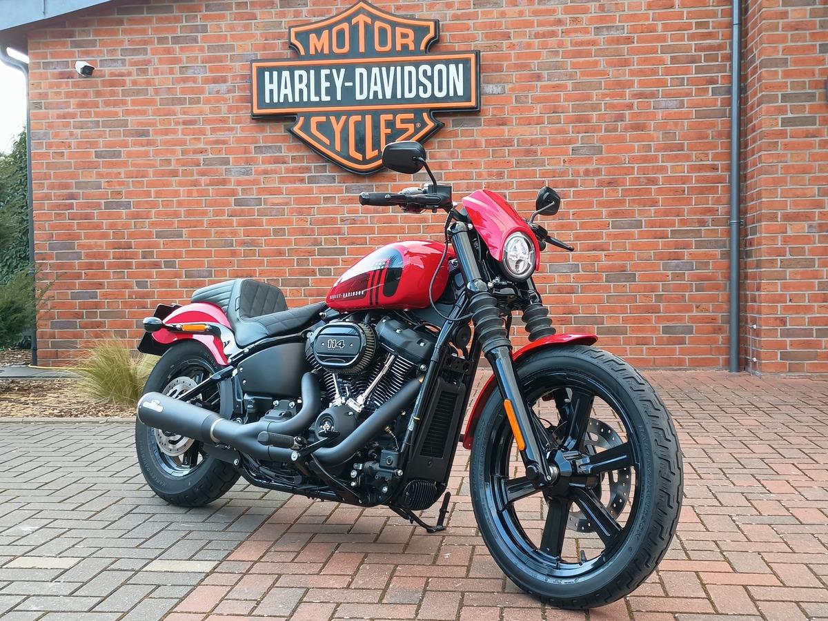 FXBBS Softail Street Bob 114 