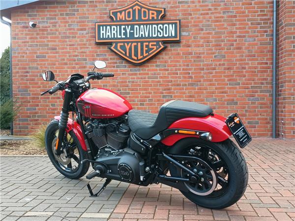 FXBBS Softail Street Bob Sport 