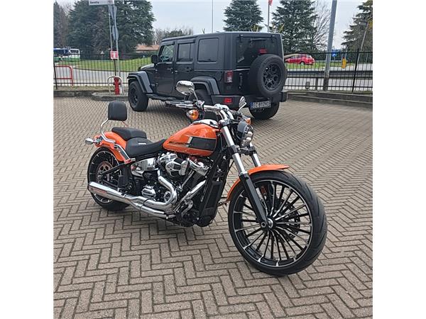 Harley-Davidson Cruiser BREAKOUT 117