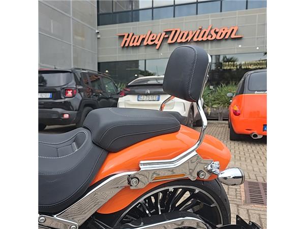 Harley-Davidson Cruiser BREAKOUT 117