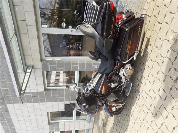 FLTRKSEANV CVO ROAD GLIDE ANNIVERSARY