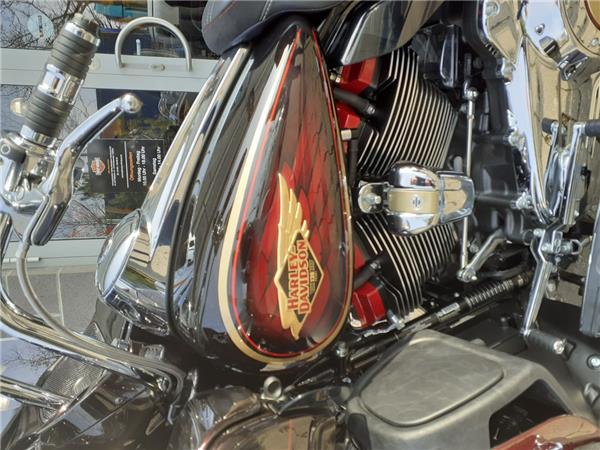 FLTRKSEANV CVO ROAD GLIDE ANNIVERSARY