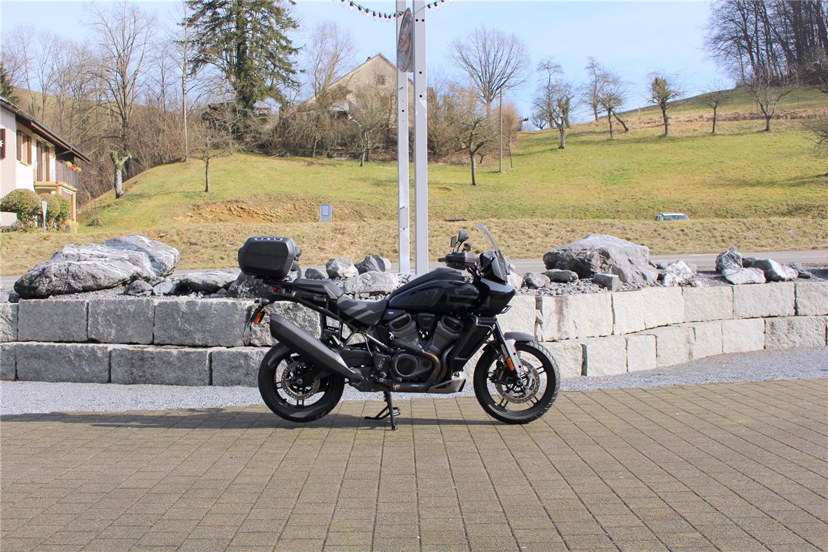 2021 harley-davidson RA Pan America 1250 Special