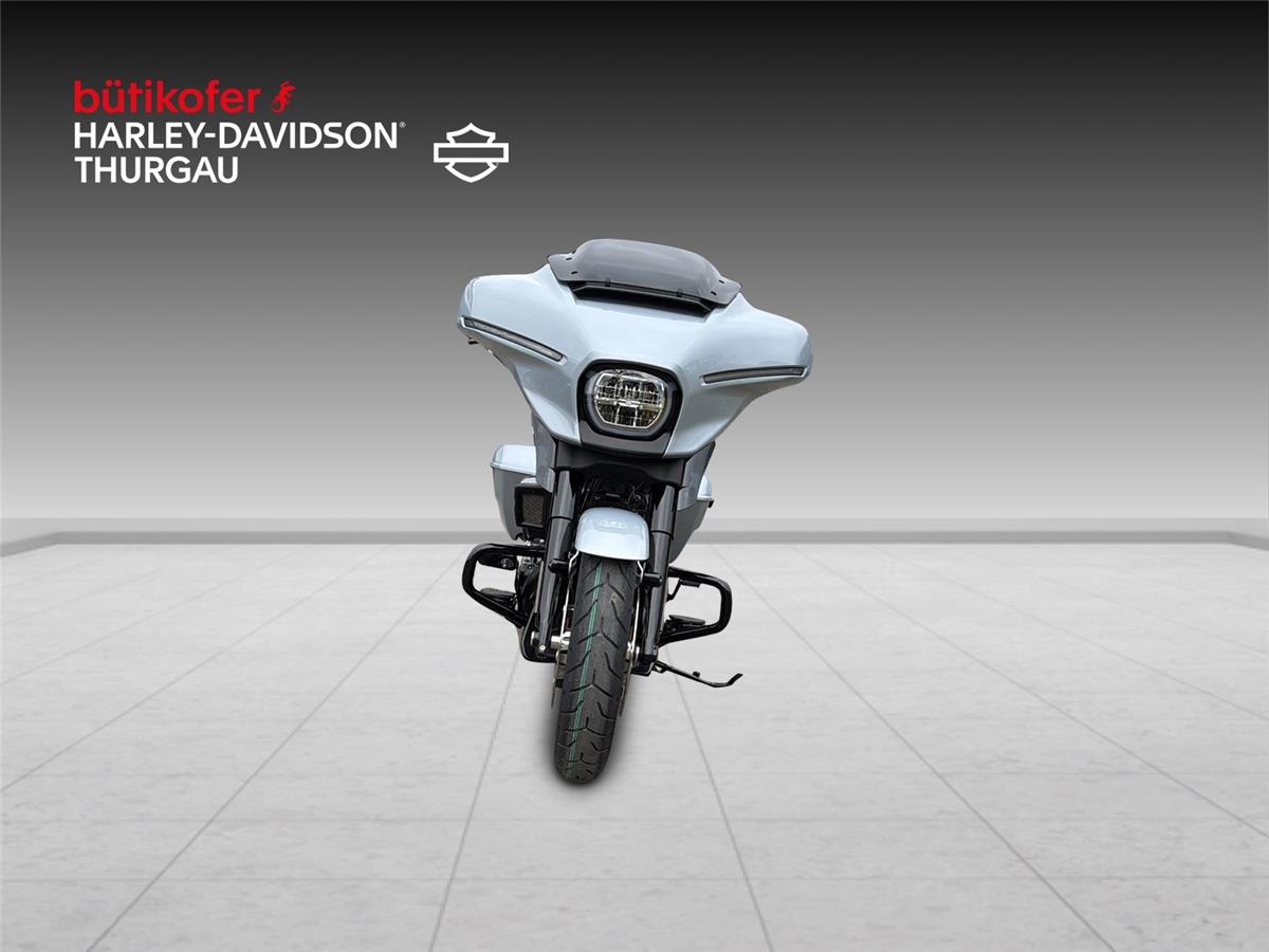 2025 harley-davidson FLHX Street Glide Black Finish 117