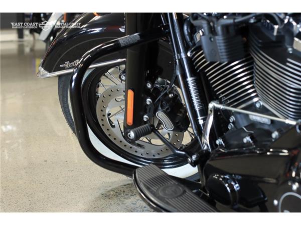 2019 HARLEY-DAVIDSON HERITAGE SOFTAIL CLASSIC 114ci 