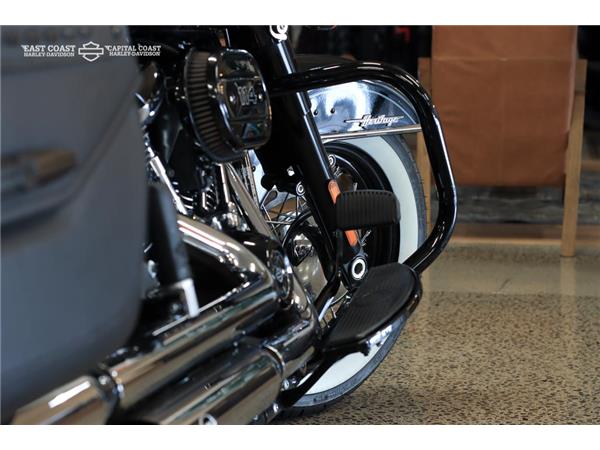 2019 HARLEY-DAVIDSON HERITAGE SOFTAIL CLASSIC 114ci 