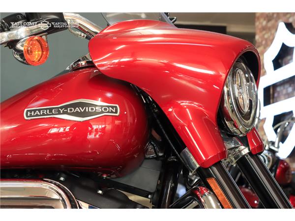 2019 HARLEY-DAVIDSON SPORT GLIDE 107ci
