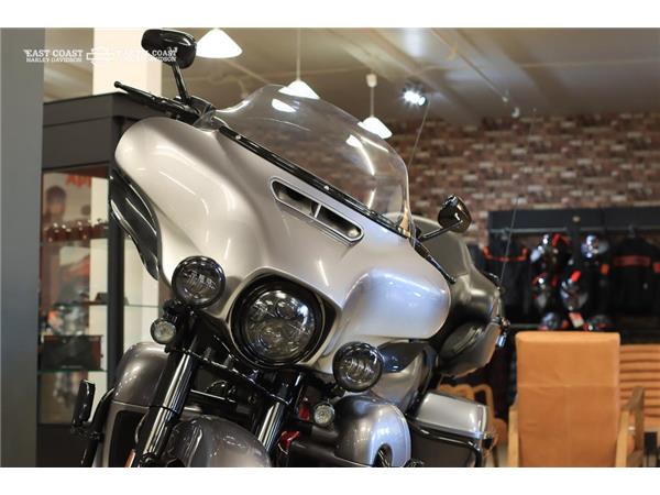 2019 HARLEY-DAVIDSON CVO LIMITED 117ci