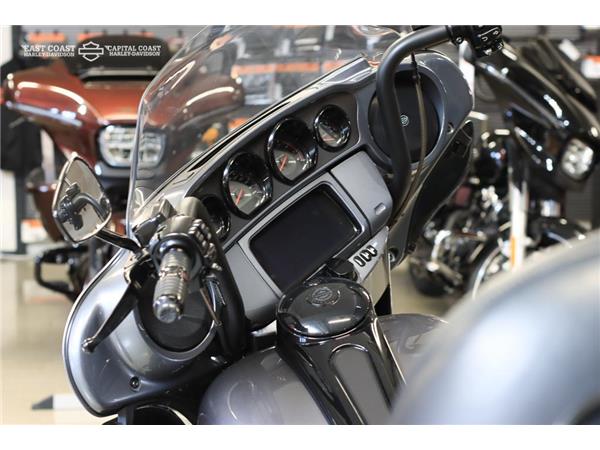 2019 HARLEY-DAVIDSON CVO LIMITED 117ci