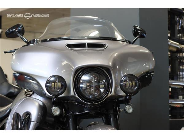 2019 HARLEY-DAVIDSON CVO LIMITED 117ci