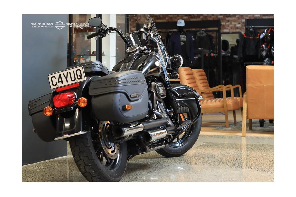 2022 HARLEY-DAVIDSON HERITAGE SOFTAIL CLASSIC 114ci