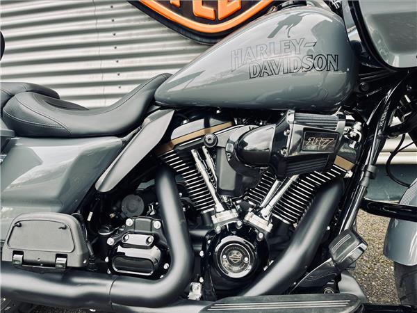 2022 HARLEY-DAVIDSON ROAD GLIDE