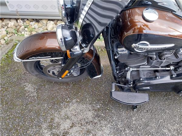 2019 HARLEY-DAVIDSON HERITAGE