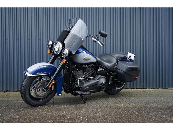 2024 HARLEY-DAVIDSON Softail FLHCS Heritage Classic 114 Black Finish