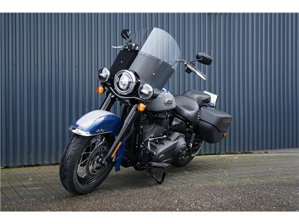 2024 HARLEY-DAVIDSON Softail FLHCS Heritage Classic 114 Black Finish