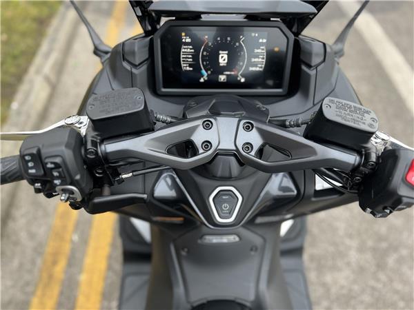 Yamaha TMAX Tech Max