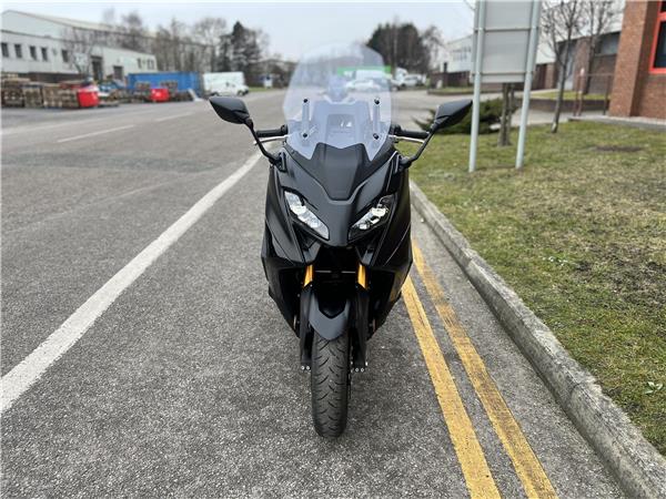 Yamaha TMAX Tech Max