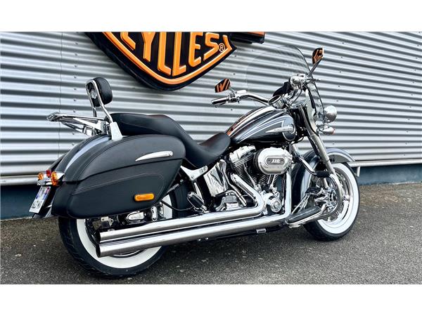 2015 HARLEY-DAVIDSON DELUXE