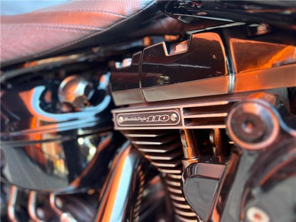 2017 Harley-Davidson CVO Pro Street Breakout FXSE Cruiser