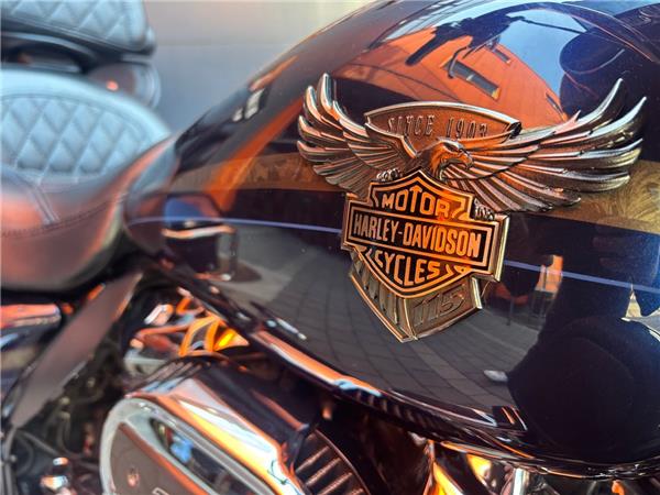 2018 Harley-Davidson CVO Ultra Limited FLHTKSE Tourer