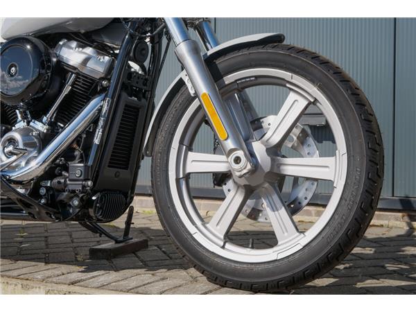 2024 Harley-Davidson Softail Standard