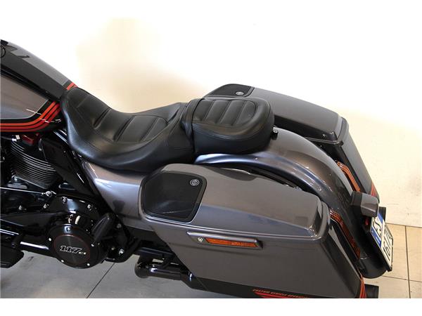 FLHXSE STREET GLIDE CVO MY2020