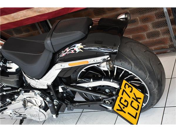 2023 HARLEY-DAVIDSON SOFTAIL BREAKOUT 117