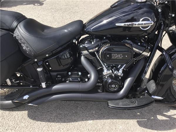 2020 HARLEY-DAVIDSON SOFTAIL FLHCS HERITAGE CLASSIC 114 SOFTAIL FLHCS HERITAGE CLASSIC 114