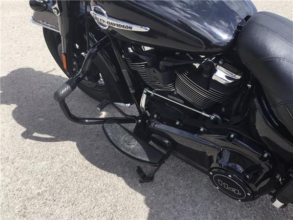 2020 HARLEY-DAVIDSON SOFTAIL FLHCS HERITAGE CLASSIC 114 SOFTAIL FLHCS HERITAGE CLASSIC 114