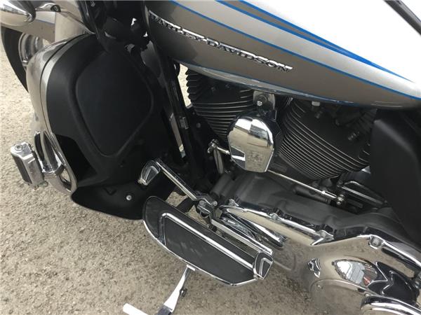 2016 HARLEY-DAVIDSON CVO FLTRUSE ROAD GLIDE ULTRA CVO FLTRUSE ROAD GLIDE ULTRA
