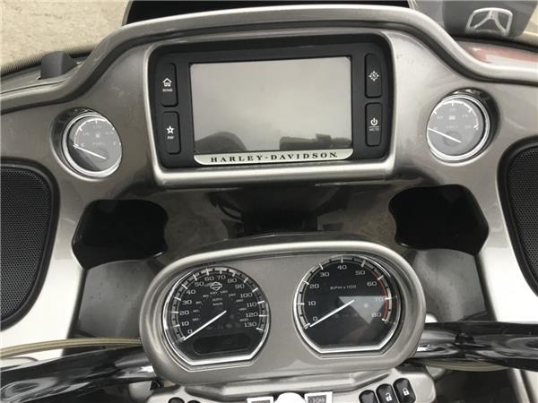 2016 HARLEY-DAVIDSON CVO FLTRUSE ROAD GLIDE ULTRA CVO FLTRUSE ROAD GLIDE ULTRA
