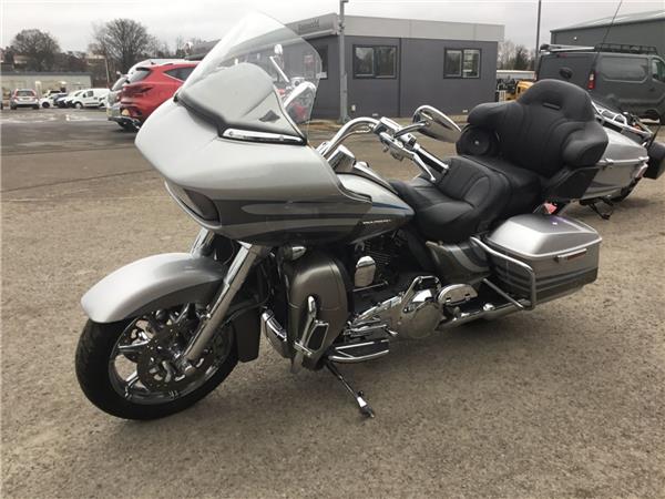 2016 HARLEY-DAVIDSON CVO FLTRUSE ROAD GLIDE ULTRA CVO FLTRUSE ROAD GLIDE ULTRA
