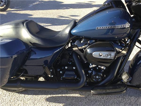 2019 HARLEY-DAVIDSON TOURING FLHXS STREET GLIDE SPECIAL TOURING FLHXS STREET GLIDE SPECIAL