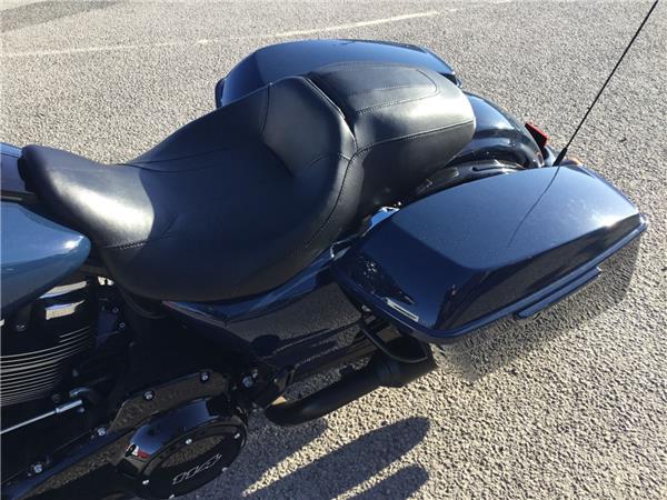 2019 HARLEY-DAVIDSON TOURING FLHXS STREET GLIDE SPECIAL TOURING FLHXS STREET GLIDE SPECIAL