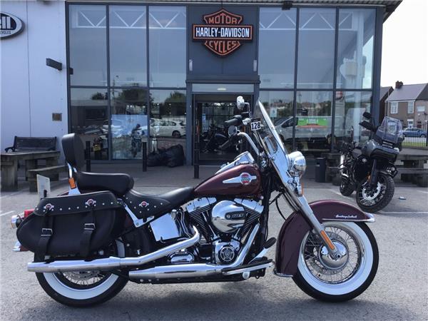 2017 HARLEY-DAVIDSON SOFTAIL FLSTC HERITAGE SOFTAIL CLASSIC SOFTAIL FLSTC HERITAGE SOFTAIL CLASSIC