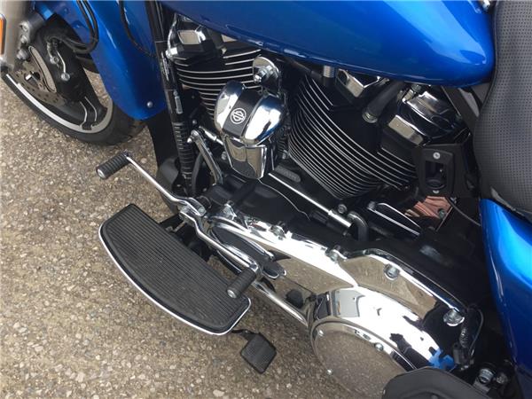 2018 HARLEY-DAVIDSON FREEWHEELER FLHTCUF TRIKE FREEWHEELER FLHTCUF TRIKE