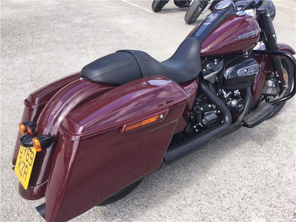 2020 HARLEY-DAVIDSON TOURING FLHRXS ROAD KING SPECIAL TOURING FLHRXS ROAD KING SPECIAL