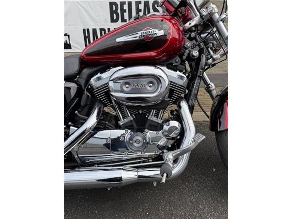 2012 Harley-Davidson 1200 Custom