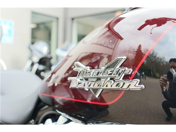 2022 HARLEY-DAVIDSON FLRT FREEWHEELER