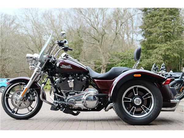 2022 HARLEY-DAVIDSON FLRT FREEWHEELER