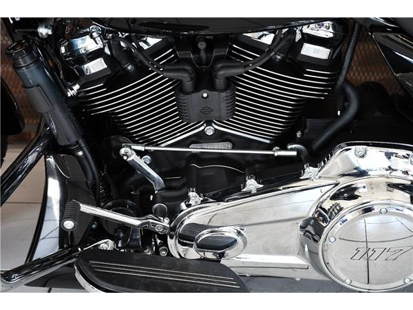 2024 HARLEY-DAVIDSON STREET GLIDE